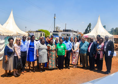 L'Institut Gates et Jhpiego lancent une initiative audacieuse au Kenya, en Tanzanie et en Ouganda pour répondre aux besoins de santé reproductive des citadins en situation de pauvreté