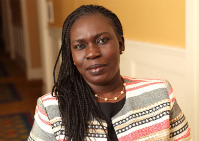 TCI's पश्चिम अफ्रीका के निदेशक बताता है कि कैसे वह सांस्कृतिक मानदंडों Overcame