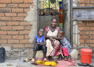 विश्व जनसंख्या दिवस लाता है ' हास्य राहत The Challenge Initiative को '