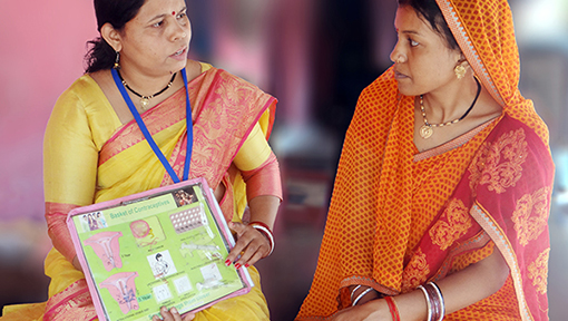 Habiliter les militants en santé sociale accrédités en milieu urbain