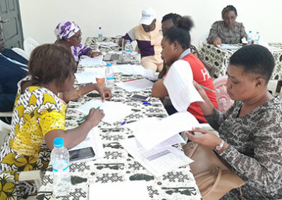 TCI-समर्थित वकालत कोटे डी आइवर में परिवार नियोजन कार्यक्रमों के लिए तीन साल की प्रतिबद्धता की ओर ले जाती है