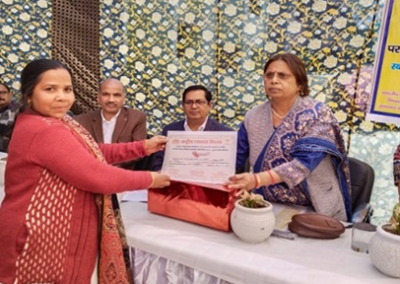 TCI Urban Tales: ASHA Sunita Devi Challenges Gender Norms to Engage Men in Family Planning in Bijnor