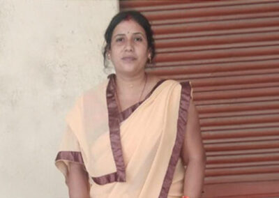 Une ASHA TCI aide une jeune mère à survivre à une anémie sévère et à accéder aux services de SMNI