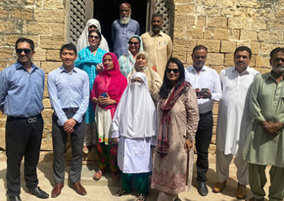 कैसे TCI सिंध के शहरी क्षेत्रों में परिवार नियोजन की पहुंच बढ़ाने के लिए आउटरीच सेवाओं को फिर से शुरू करने में मदद की।